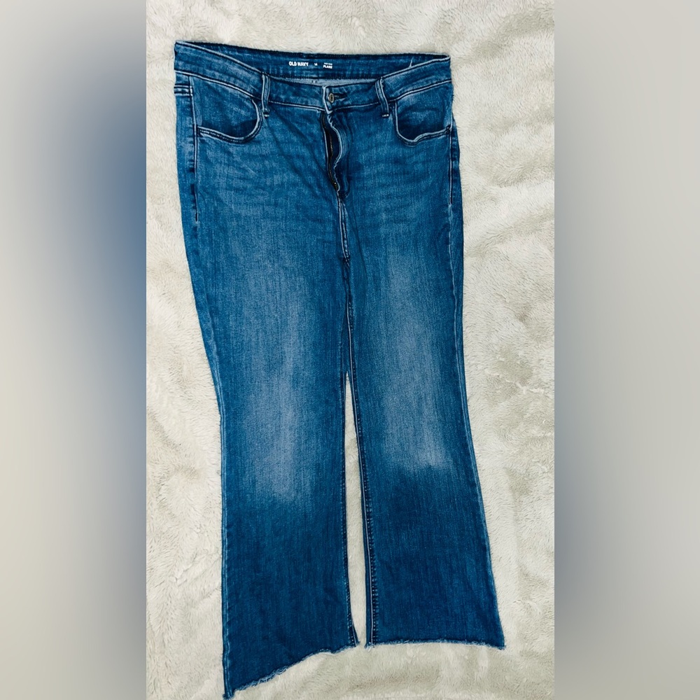 Old Navy Women's High-Rise FLARE Leg Jeans in Deep Blue